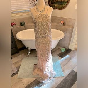 NWT Adrianna Papell Gorgeous Dusty Pink wedding cocktail party classic Dress